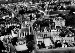 Rennes * Vue Aérienne * La Préfecture Et église Notre Dame - Rennes