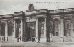 Bordeaux -  Le Portique De L'Hôtel De Ville (animée) - Bordeaux