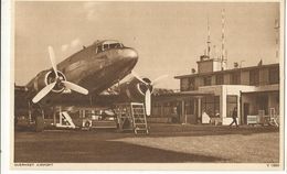 CPA, Th. Transp., N° V.1689 , Guernsey  Airport ,Ed. Photochrom  CO. LTD. - Aerodromi
