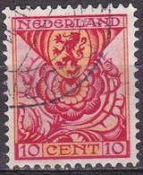 Rode Kras Rechts In 1925 Kinderzegels 10 + 2½ Cent Rood / Geel NVPH 168 - Errors & Oddities