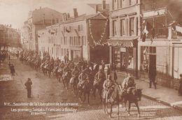 MILITARIA . Souvenir De La Libération De Lorraine . Les 1ers Soldats Français à (57) BOULAY  21/11/1918 (Ets Renauld) - Boulay Moselle