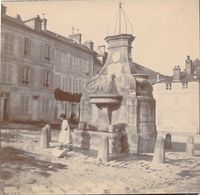 Snapshot 1897 La Fontaine De La Roche-guyon Animée Fillette Maisons Girl Seaux - Old (before 1900)