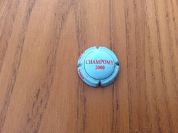 Capsule "CHAMPOMY 2000" (rouge Et Noir Sur Fond Bleu Clair) - Soda