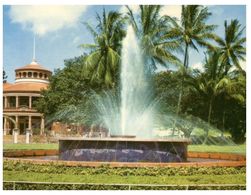 (A 21) Australia - QLD - Townsville Customs House & Fountain - Townsville