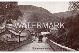 DWYGYFYLCHI VILLAGE OLD B/W POSTCARD WALES - Caernarvonshire