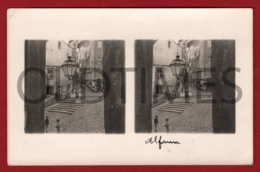 PORTUGAL - LISBOA - ALFAMA - ESCADINHAS DE S. MIGUEL - 1930 STERO REAL PHOTO PC - Cartes Stéréoscopiques