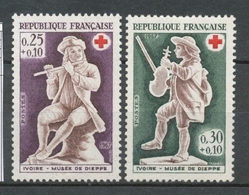 Série Au Profit De La Croix-Rouge. Ivoires Du Musée De Dieppe. 2 Valeurs Y1541S - Unused Stamps