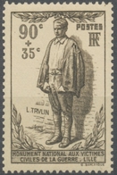 Pour L'érection Du Monument Aux Victimes Civiles De La Guerre De 1914-1918.  90c. + 35c. Brun-gris Neuf Luxe ** Y420 - Unused Stamps