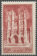 Cathédrales. Au Profit De L'Entraide Française. Amiens. 1f.20+2f.80 Brun-rouge Neuf Luxe ** Y665 - Ungebraucht