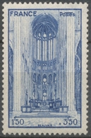 Cathédrales. Au Profit De L'Entraide Française. Beauvais. 1f.50+3f.50 Bleu Neuf Luxe ** Y666 - Neufs