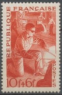 Série Des Métiers. Métallurgiste. 10f. + 6f. Rouge Neuf Luxe ** Y826 - Unused Stamps