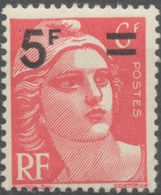 Timbre De 1945-47 (Marianne De Gandon, No 721A) Surchargé : 5f. Sur 6f. Rose Neuf Luxe ** Y827 - Unused Stamps