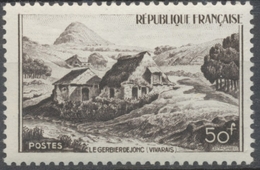 Monuments Et Sites. Mont Gerbier De Jonc. 50f. Brun Violacé Neuf Luxe ** Y843 - Unused Stamps