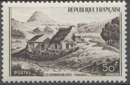 Monuments Et Sites. Mont Gerbier De Jonc. 50f. Brun Violacé Neuf Luxe ** Y843 - Nuevos