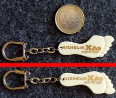Porte-clé Bibendum MICHELIN Pied Pneus XAS Asymétrique NEUF - Key-rings