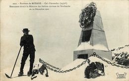 Environs De Modane * Monument élevé à La Mémoire Des Soldats Victimes De L'avalanche Du 22 Décembre 1901 - Modane