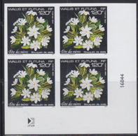 WALLIS & FUTUNA (1993) Siale (Gardenia Taitensis). Imperforate Corner Block Of 4. Scott No 446, Yvert No 467. - Non Dentellati, Prove E Varietà