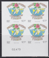 WALLIS & FUTUNA (1990) Globe. Birds. Imperforate Corner Block Of 4. Scott No 398, Yvert No 403. - Imperforates, Proofs & Errors