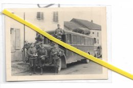 54 ENVIRONS DE LUNEVILLE A CONFIRMER   SOLDATS ALLEMANDS AUTOCAR   1940 - Andere Gemeenten