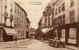 Toul * La Rue Gambetta * Hôtel De Metz * Magasin Commerce Confections Nouveautés * Automobile Ancienne De Marque ? - Toul