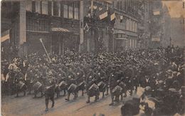 Strasbourg           67        Un Défilé  La Clique.     (voir Scan) - Straatsburg