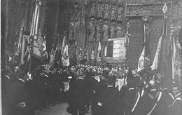 Strasbourg           67          Discours  Lors D'une Cérémonie Devant La Porte De La Cathédrale     (voir Scan) - Straatsburg