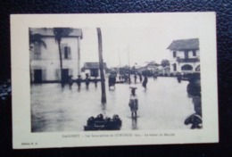 Delcampe - Dahomey - Carte Postale Ancienne - Les Inondations De Cotonou 1925 - Le Retour Du Marché - Dahome