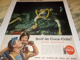 ANCIENNE PUBLICITE PLONGE SOUS MARINE SOIF D AUTRE CHOSE SOIF DE  COCA COLA 1958 - Manifesti Pubblicitari