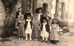 Le Bourg De Batz * Batz Sur Mer * Photo Originale De F. CHAPEAU Photographe éditeur * Enfants Village - Batz-sur-Mer (Bourg De B.)