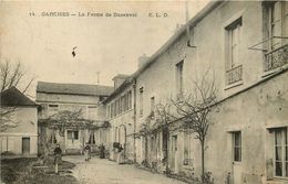 HAUTS DE SEINE  GARCHES La Ferme De Buzenval - Garches