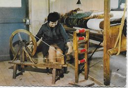 Delcampe - CPSM FELLETIN CREUSE LA TAPISSERIE MARCHOISE FABRICATION D UNE TAPISSERIE LA BOBINEUSE ED CIM - Kunsthandwerk