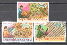 Indonesia - 1973 - Textiles - MNH - Textile