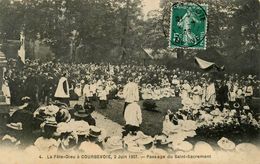 Courbevoie * La Fête Dieu Le 2 Juin 1907 * Passage Du St Sacrement - Courbevoie