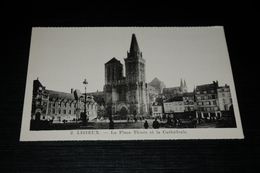 16924-             FRANCE - LISIEUX, LA PLACE THIERS ET LA CATHEDRALE - Lisieux