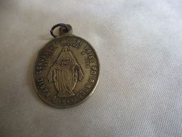 Médaillon Religieux Ancien Pour Chaînette/Saint Joseph Modéle De Pureté/O Marie /  Fin XIX éme     CAN70 - Religione & Esoterismo