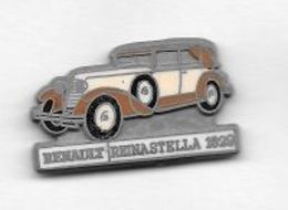 Pin's  Mat, Automobile  RENAULT  Blanche  Et  Marron  REINASTELLA  1929  Signé  C E F  PARIS - Renault
