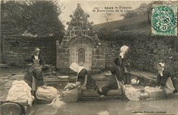 Baud * Fontaine De Notre Dame De La Clarté * Lavoir Laveuses Laveuse - Baud