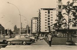 Real Photo Eisenhuttenstadt Sozialistische  Stadt Leninallee . Lenin . Foto Hertel Bitterfeld . P. Used - Eisenhüttenstadt