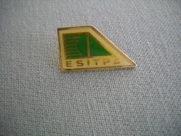 1676 Pin's Pins        ESITPA    Ecole Ingénieur Agriculture - Administraties