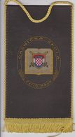 CROATIA  -  CASNICKA SKOLA -- ZzIiO   HKoV  --  20 Cm X 11,5 Cm  -  BANNER, PENNANT, DRAPEAU - Drapeaux