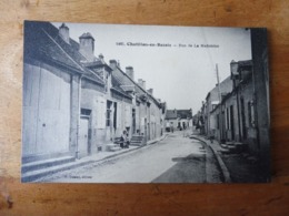 CPA CHATILLON-en-BAZOIS  -rue De La Madeleine  ( Diloisy éditeur) - Chatillon En Bazois