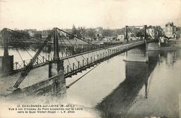 Chalonnes Sur Loire * Vue à Vol D'oiseau Du Pont Suspendu Sur La Loire Vers Le Quai Victor Hugo - Chalonnes Sur Loire