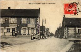 CPA Petit Fitz James- Rue D'Erquery FRANCE (1020938) - Andere Gemeenten