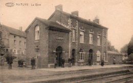Natoye  La Gare Animée Circulé En 1931 - Hamois