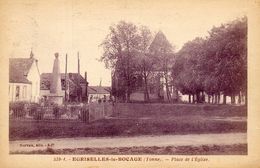 - EGRISELLES Le Bocage (89) -  Place De L'Eglise Et Monument Aux Morts -17128- - Egriselles Le Bocage