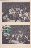 86 - VOUILLE LA BATAILLE - FETE DE JEANNE D'ARC - 2 VUES DEFILE CHARS 1912 - Vouille