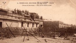 CPA    BELGIQUE ZEEBRUGGE---SOUVENIR DE LA GUERRE 1914-1914---CHEVAUX DE FRISE BOCHES - Zeebrugge