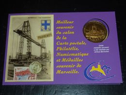 MEDAILLE SOUVENIR MARSEILLE 2010 PONT TRANSBORDEUR MIS SOUS ENCART NUMEROTES - ARTHUS BERTRAND - N°232/500  (CN) - 2010