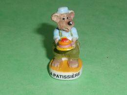 Fèves / Personnages / Métiers : La Patissière , Ours , Ourson  " Mat "     TB114T - Personnages