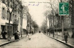 Vannes * Avenue Victor Hugo * Café - Vannes